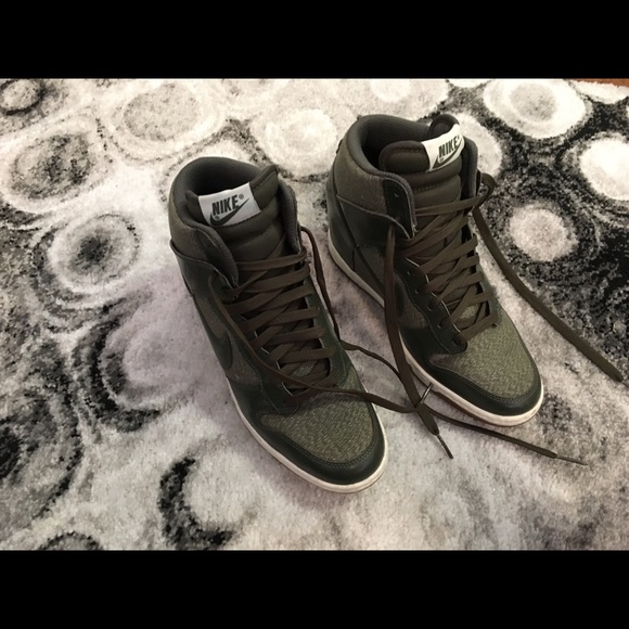 Nike wedge sneakers