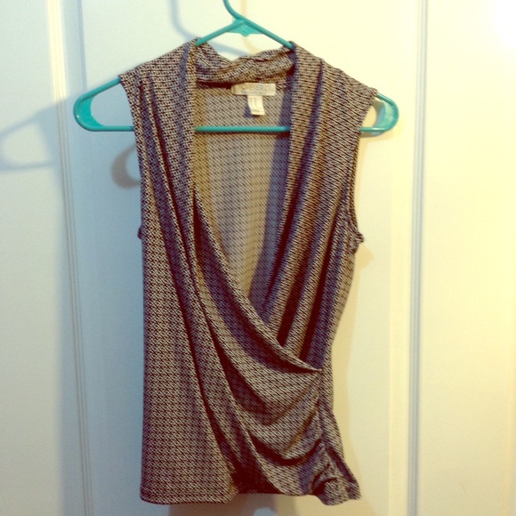 Forever 21 Criss Cross black and white blouse