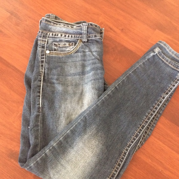 Wallflower skinny jeans