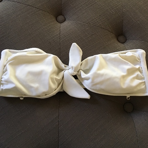 Tie top