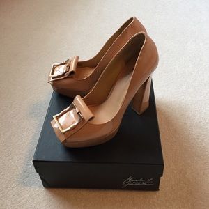 Mark & James Eilene pumps