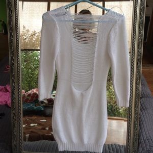 Knit dress with an open back