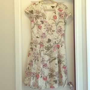 Gorgeous Ann Taylor Floral Lace Dress