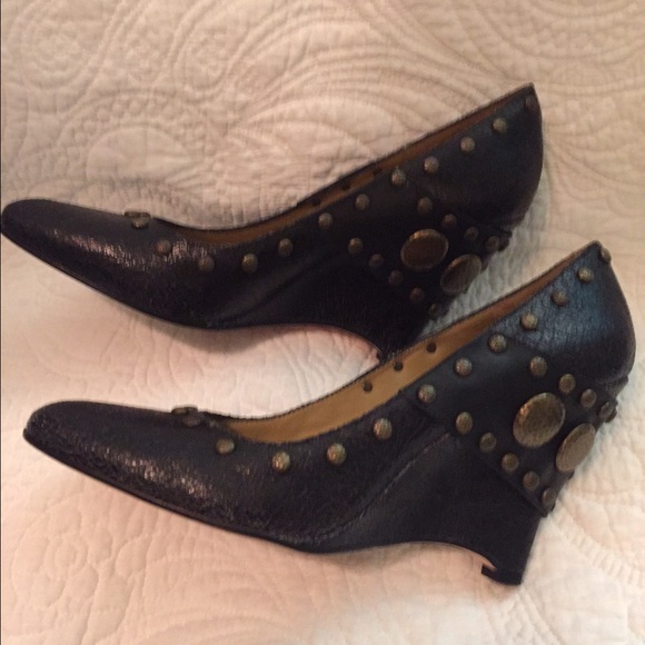 Bridget Schuster size 10 wedges