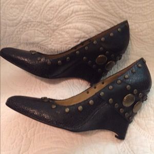 Bridget Schuster size 10 wedges