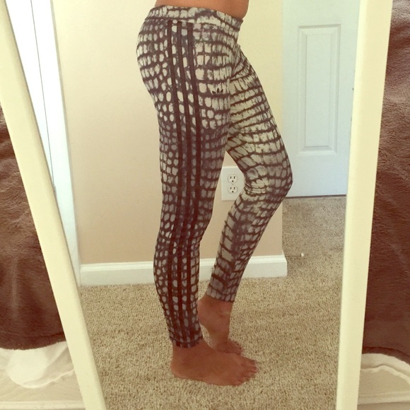 Adidas leggings
