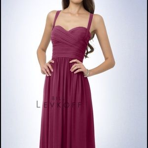 Burgundy floor length evening gown 🍾