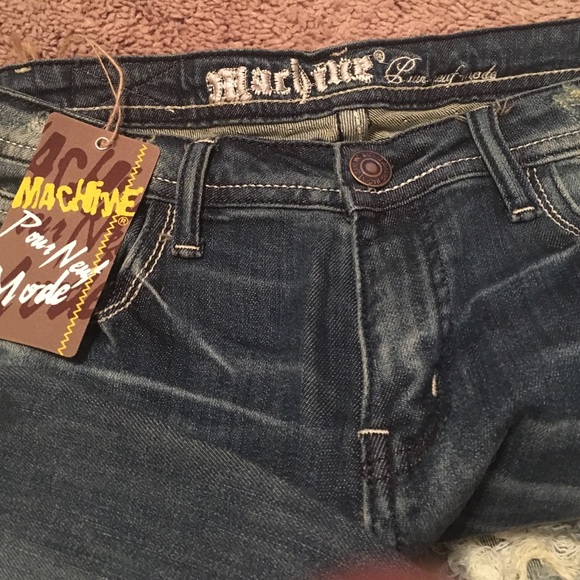 Distressed denim - Picture 4 of 4