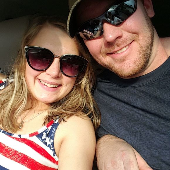 Meet your Posher, Jennifer - Picture 1 of 1