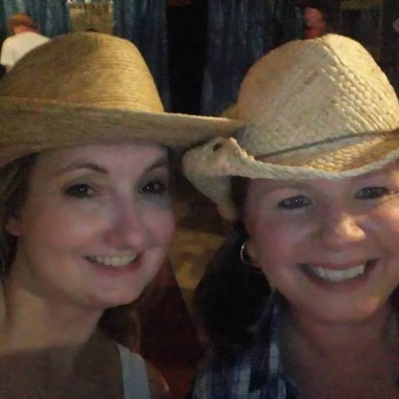 Meet your Posher, Bridget - Picture 1 of 1