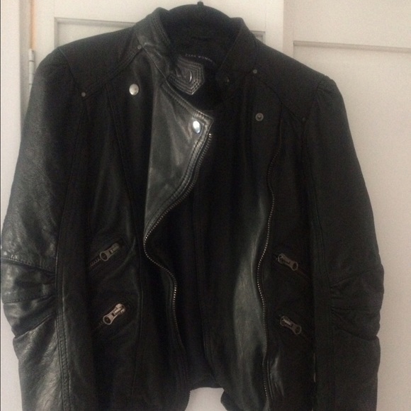 ZARA LEATHER JACKET
