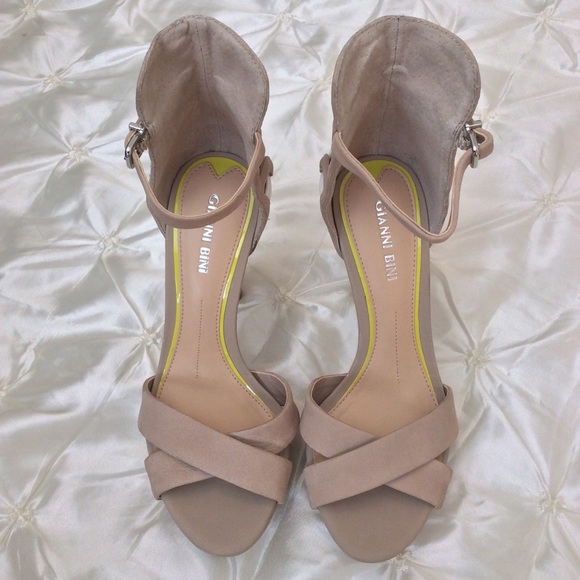 Gianni Bini Neon Braided Platform Heels - Picture 4 of 7