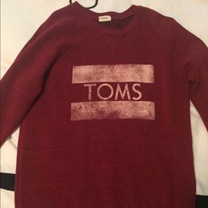 Toms sweatshirt
