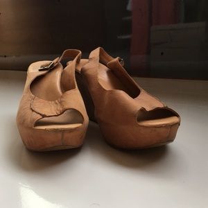 Kork-Ease Sarah Pumps in light brown leather!