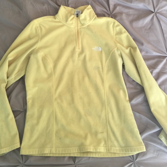 The north face half zip fleece