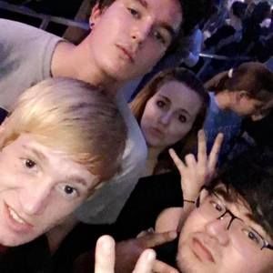 Meet your Posher, Garrett