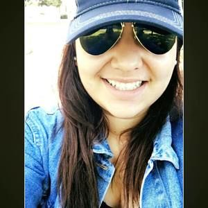 Meet your Posher, Daniela