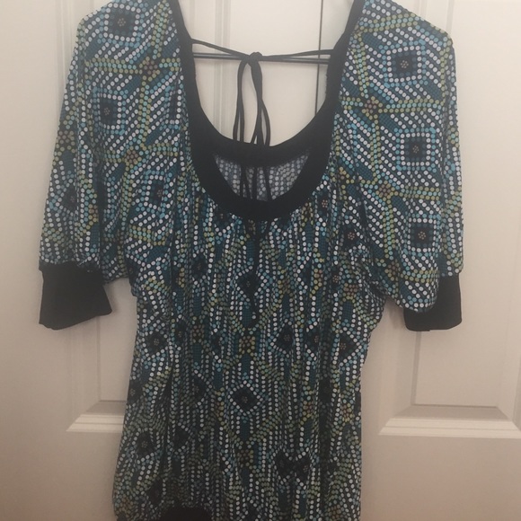 Blue pattern top - Picture 2 of 3