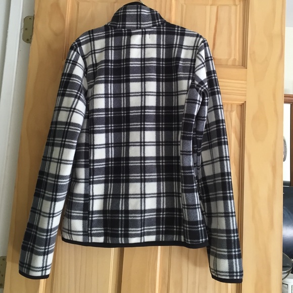 Sweater - Picture 3 of 3