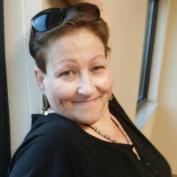 Meet your Posher, Miriam - Picture 1 of 1