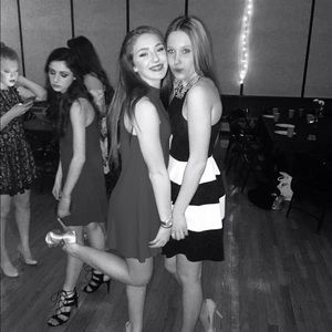 Meet your Posher, Ella