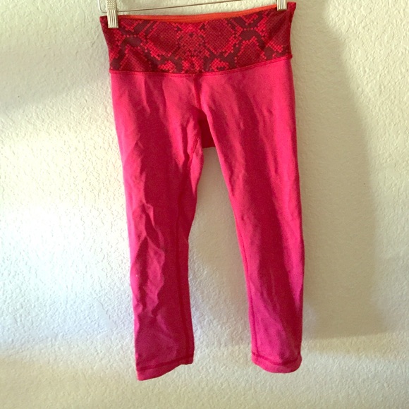 pink crop leggings (reversible orange)