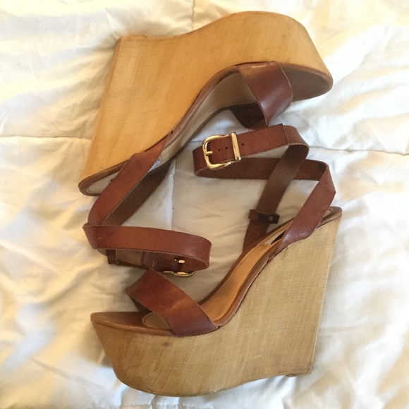 Steve Madden brown platform wedges