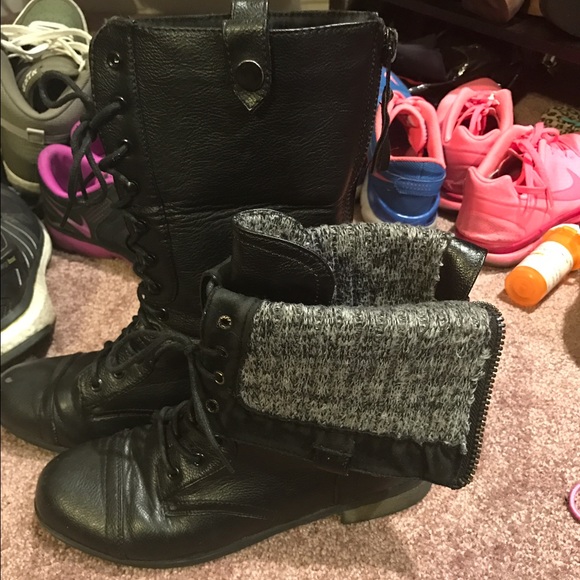 Black combat/fold down boots