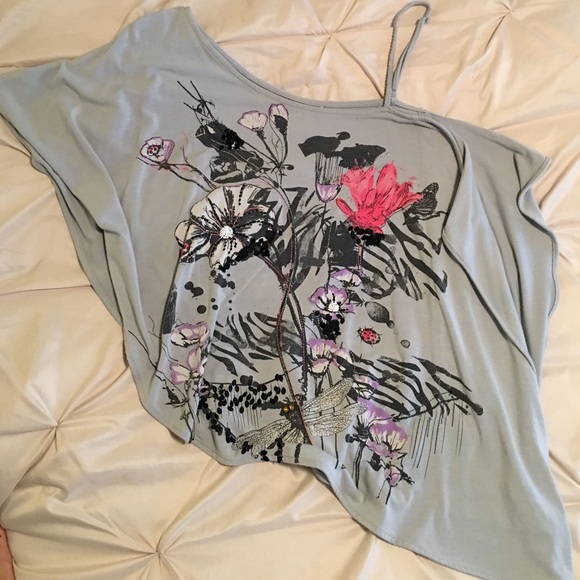 Arden B flowy top with sequin and flower detail. - Picture 1 of 3
