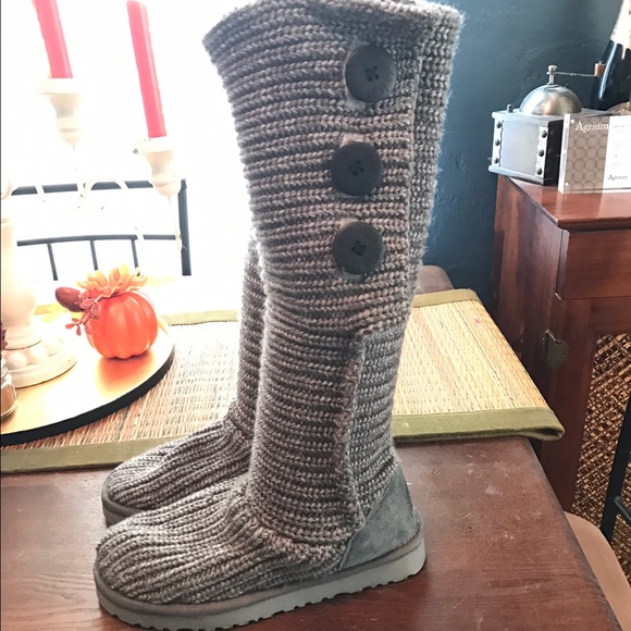 UGG Cardi Boots - Picture 2 of 4