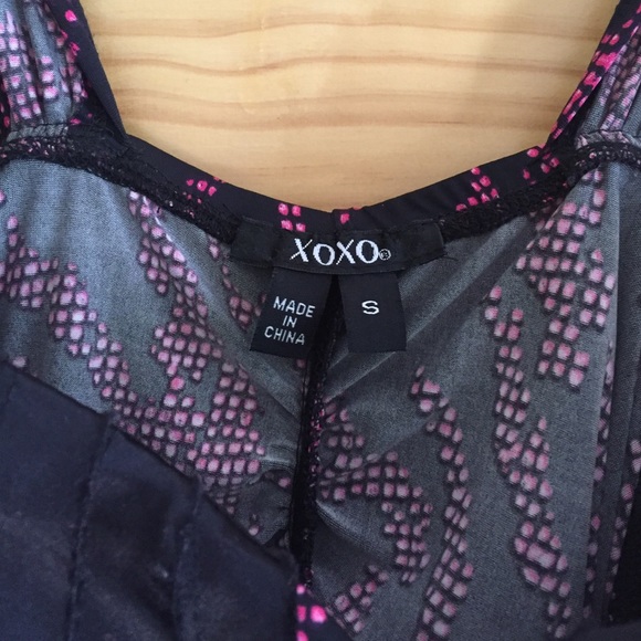 Top - Picture 2 of 4