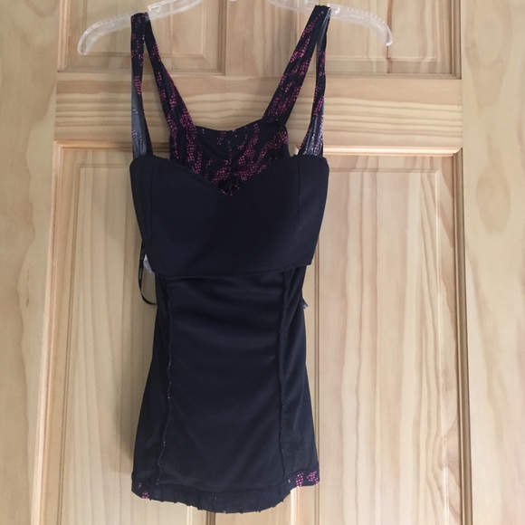 Top - Picture 4 of 4