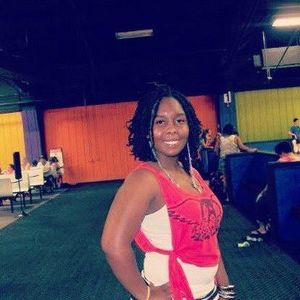 Meet your Posher, Denise