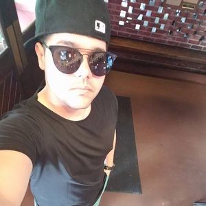 Meet your Posher, Marlon