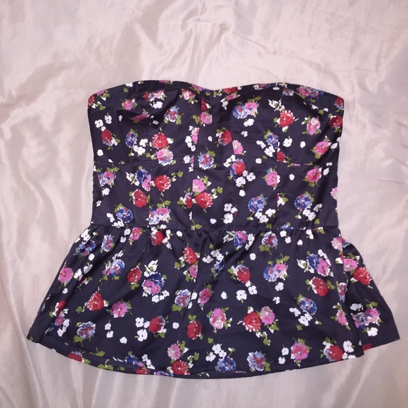 Floral sleeveless top