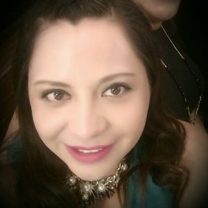 Meet your Posher, Lorenza