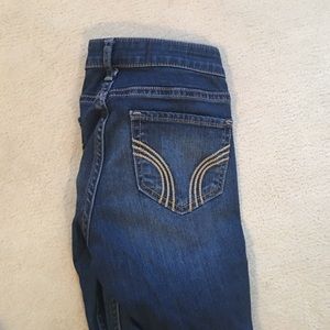 Hollister super skinny jeans.