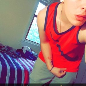 Meet your Posher, Aaron