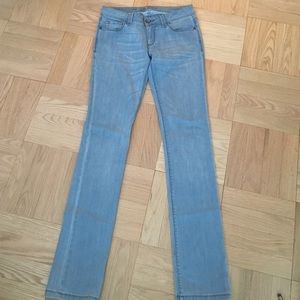 DL1961 light washed jeans