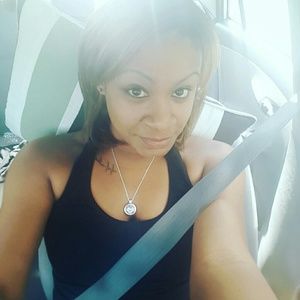 Meet your Posher, Marie