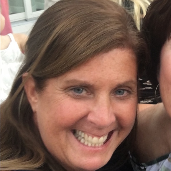 Meet your Posher, Michele - Picture 2 of 2