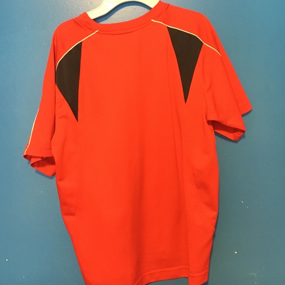 Champion light weight shirt - Picture 2 of 2