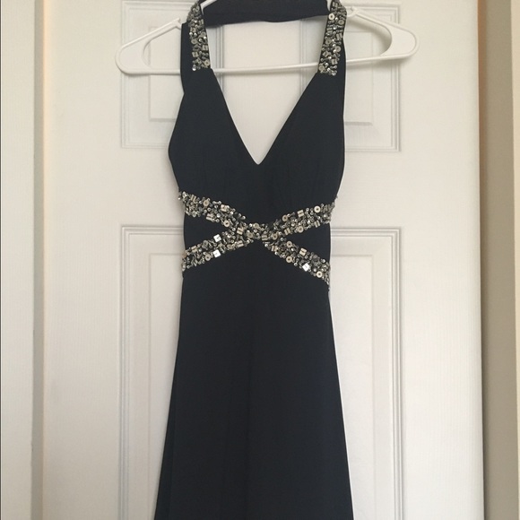 Black Backless Sequined Mini Dress - Picture 1 of 3