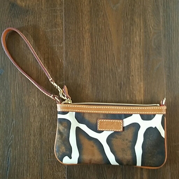 Brand new medium sized wristlet