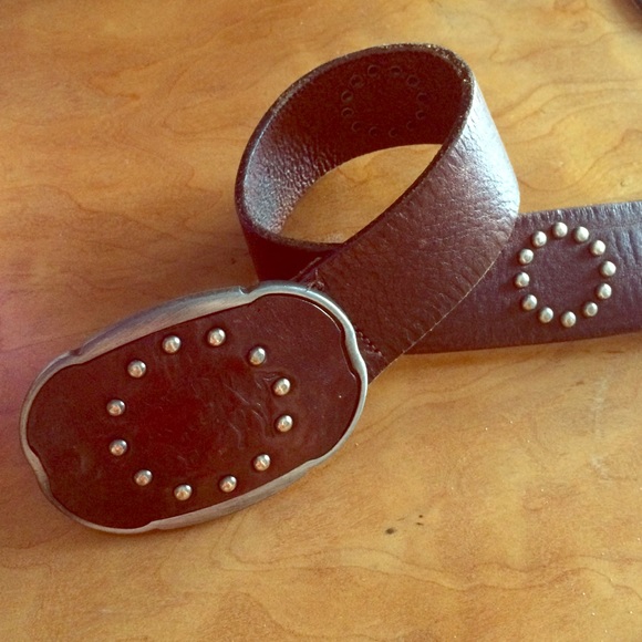 GAP Buffalo Belt - Picture 1 of 3