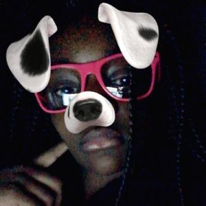 Meet your Posher, Deaniya