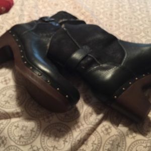 Ugg leather boots