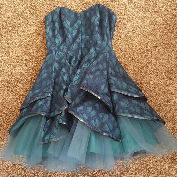Morgan & Co Cocktail Dress