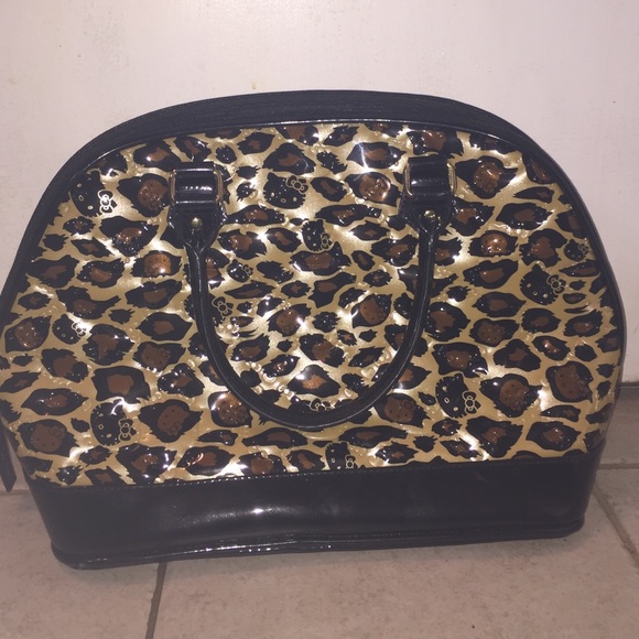Hello Kitty handbag