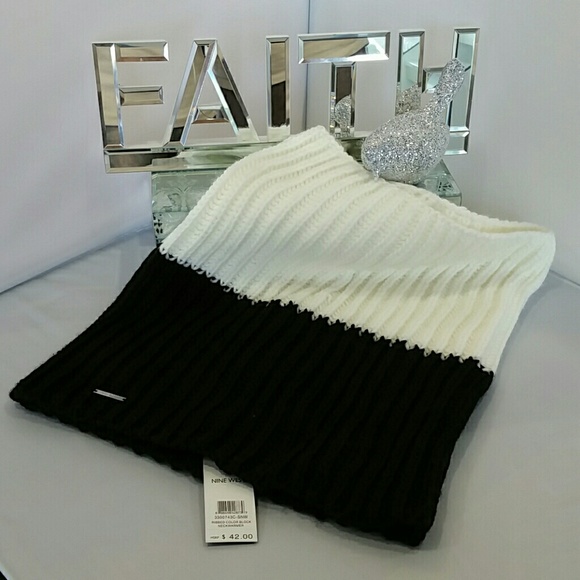 Nine West infinity scarf NWT - Picture 2 of 4